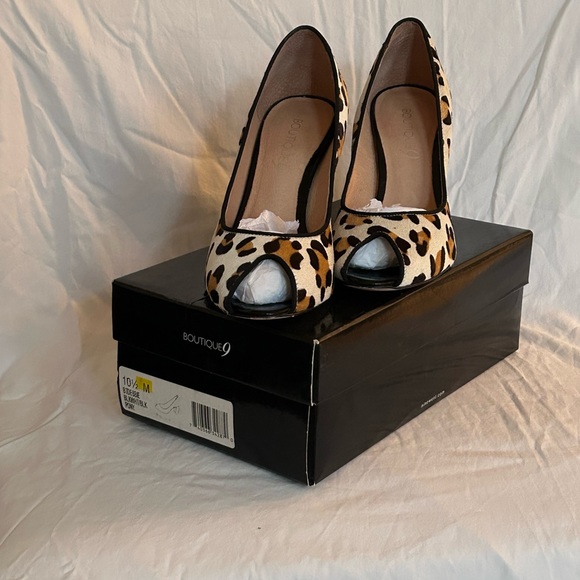 Boutique 9 Pony block heel peep toe - Picture 3 of 4